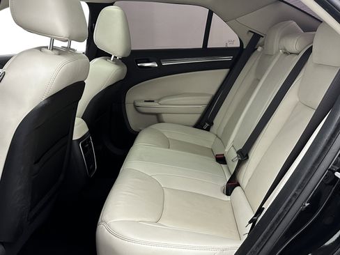 Used 2021 Chrysler 300 Touring L w/ Popular Equipment Group image 31