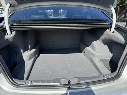 Used 2015 BMW 750Li RWD image 18