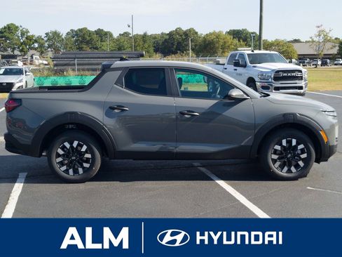 New 2026 Hyundai Santa Cruz SE image 4