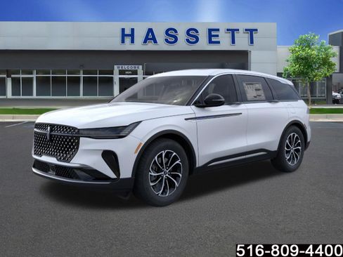 Used 2026 Lincoln Nautilus Premier w/ Equipment Group 102A AWD/4WD image 1