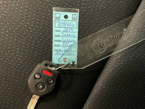 Used 2019 Subaru Legacy 2.5i Premium image 34