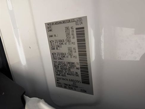 Used 2024 Nissan Rogue SV FWD image 24