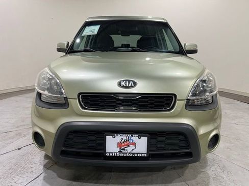 Used 2013 Kia Soul + FWD image 5