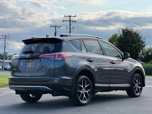 Used 2016 Toyota RAV4 SE AWD/4WD image 5