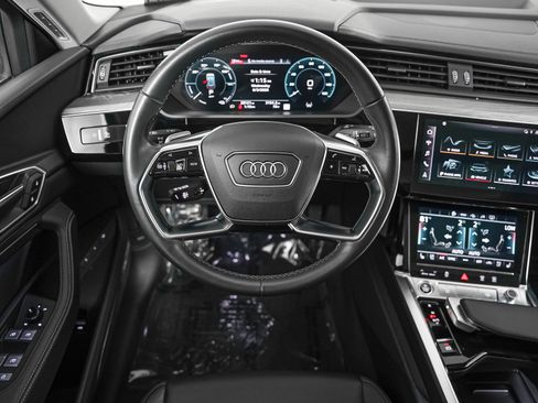 Used 2024 Audi Q8 e-tron Premium Plus AWD/4WD image 14