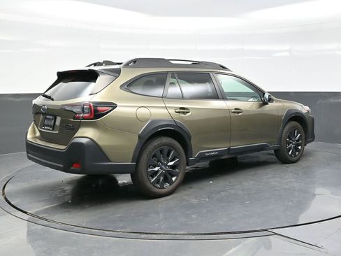 Used 2024 Subaru Outback Onyx Edition image 7