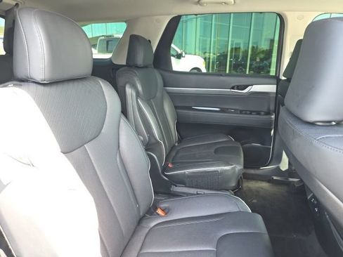 Used 2025 Hyundai Palisade SEL FWD image 9