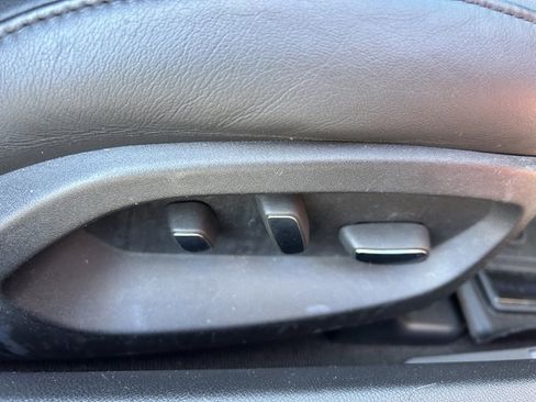 Used 2014 Chevrolet Corvette Z51 w/ 3LT Preferred Equipment Group image 48