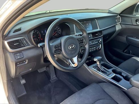 Used 2018 Kia Optima LX FWD image 17
