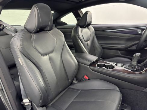 Used 2017 INFINITI Q60 3.0t Sport image 38
