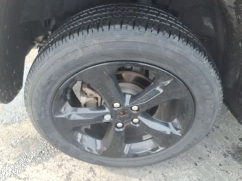 Used 2024 Jeep Grand Cherokee Altitude AWD/4WD image 15