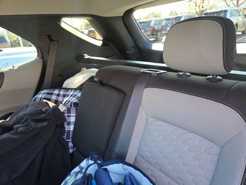 Used 2020 Chevrolet Equinox LT image 8