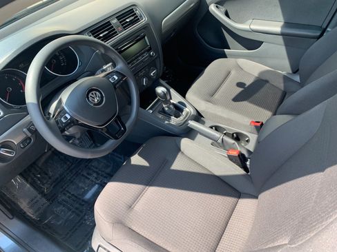 Used 2015 Volkswagen Jetta SE FWD image 10