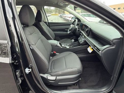 New 2026 Hyundai Tucson SE image 14