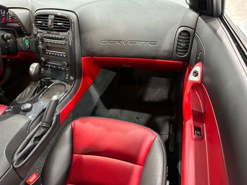 Used 2011 Chevrolet Corvette Grand Sport w/ Preferred Equipment Group RWD image 11