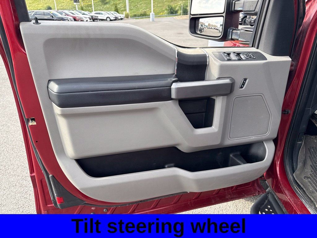 Used 2017 Ford F250 XLT w/ FX4 Off-Road Package AWD/4WD image 14