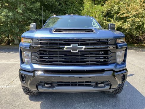New 2026 Chevrolet Silverado 2500 Custom w/ Custom Value Package AWD/4WD image 3
