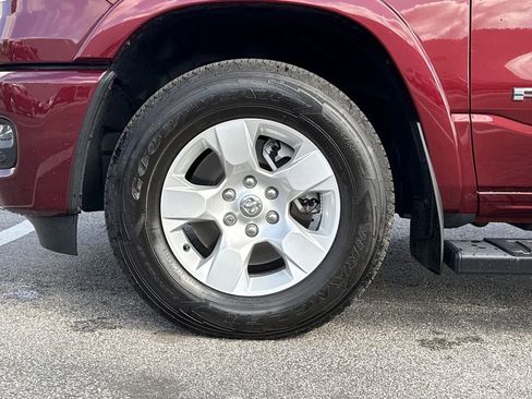 Used 2025 RAM 1500 Lone Star image 9