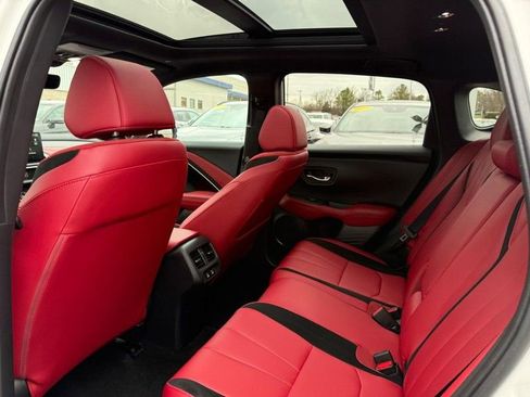 Certified 2025 Acura ADX A-Spec image 10