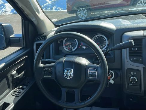 Used 2014 RAM 1500 Express image 25