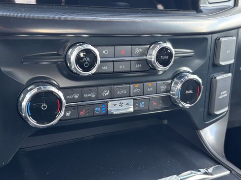 Used 2025 Ford F150 Lariat w/ Equipment Group 502A High image 23