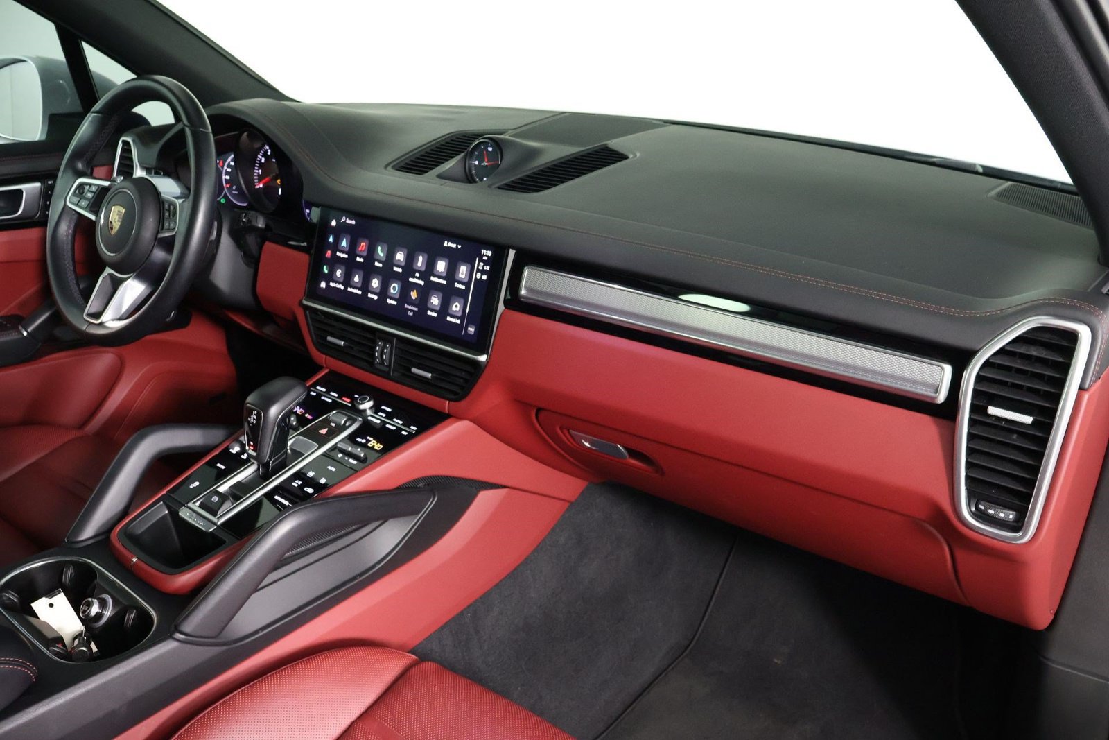 Certified 2022 Porsche Cayenne Platinum Edition AWD/4WD image 24