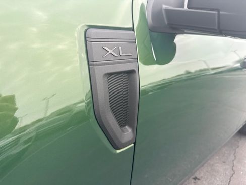 Used 2025 Ford Maverick XL image 17