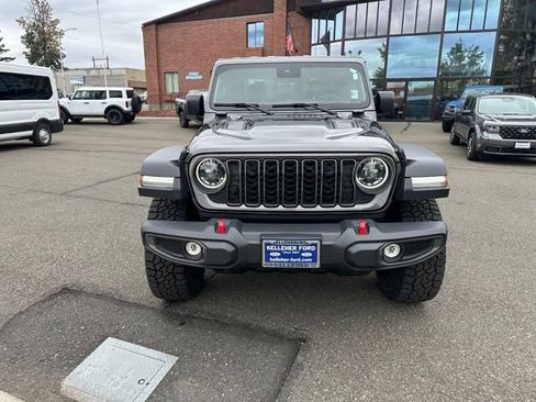 Used 2024 Jeep Gladiator Rubicon w/ Safety Group AWD/4WD image 8