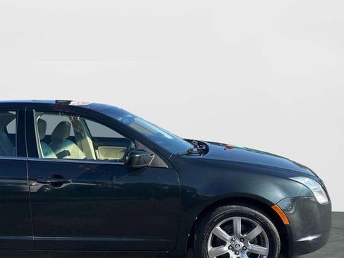 Used 2010 Mercury Milan Premier image 4