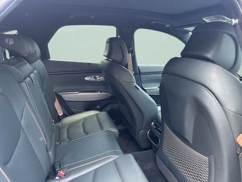 Used 2022 Genesis GV70 2.5T w/ Advanced Package AWD/4WD image 22