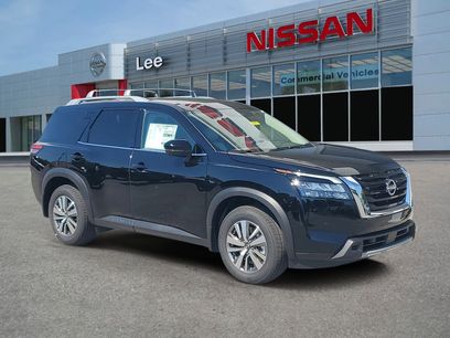 New 2025 Nissan Pathfinder SL