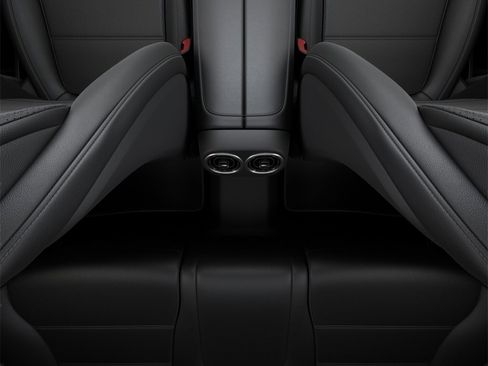 Used 2025 Mercedes-Benz GLC 300 image 47