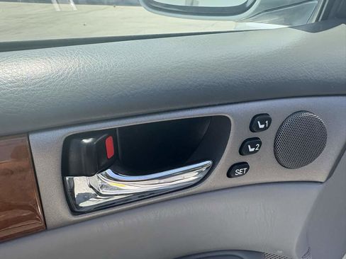 Used 2006 Lexus ES 330 image 23