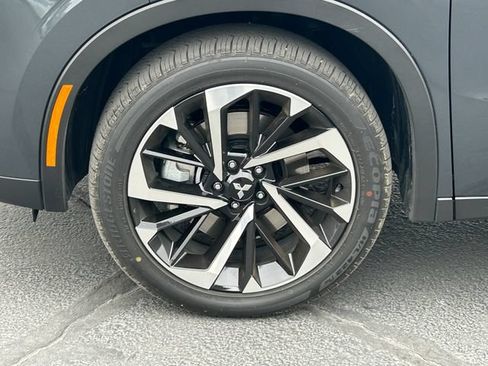 Used 2025 Mitsubishi Outlander SE AWD/4WD image 14