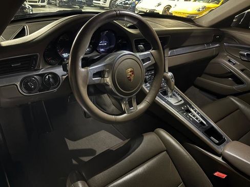 Used 2013 Porsche 911 Carrera 4S image 8