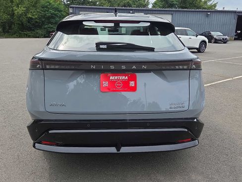 Used 2024 Nissan Ariya AWD image 5
