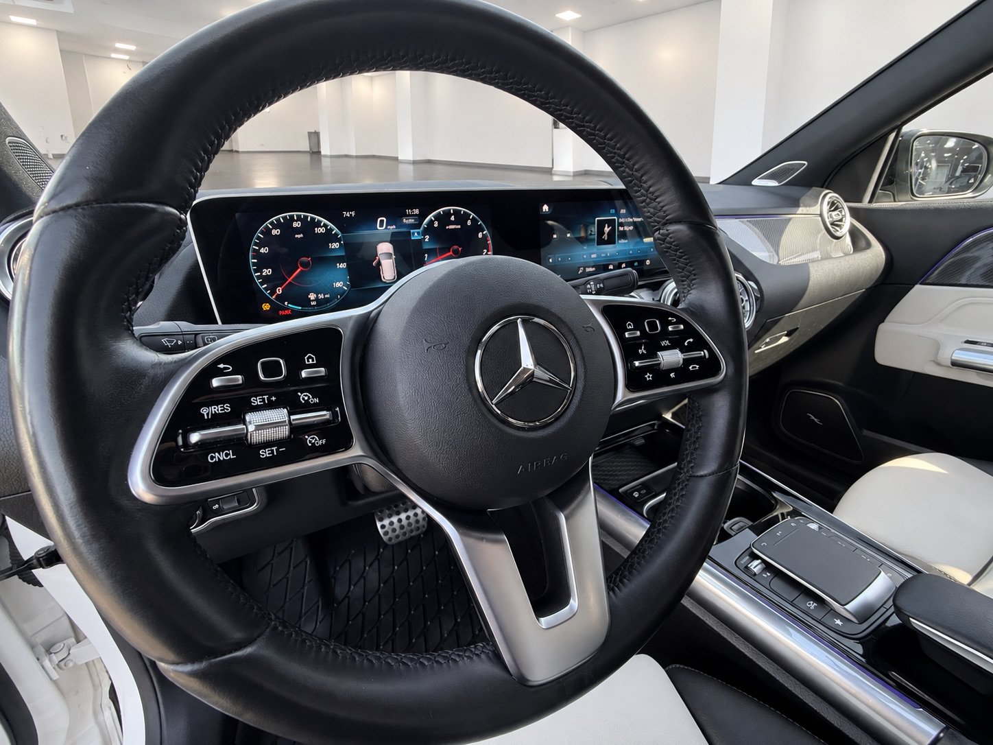 Used 2021 Mercedes-Benz GLA 250 4MATIC image 22