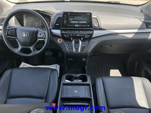 Used 2025 Honda Odyssey EX-L image 5
