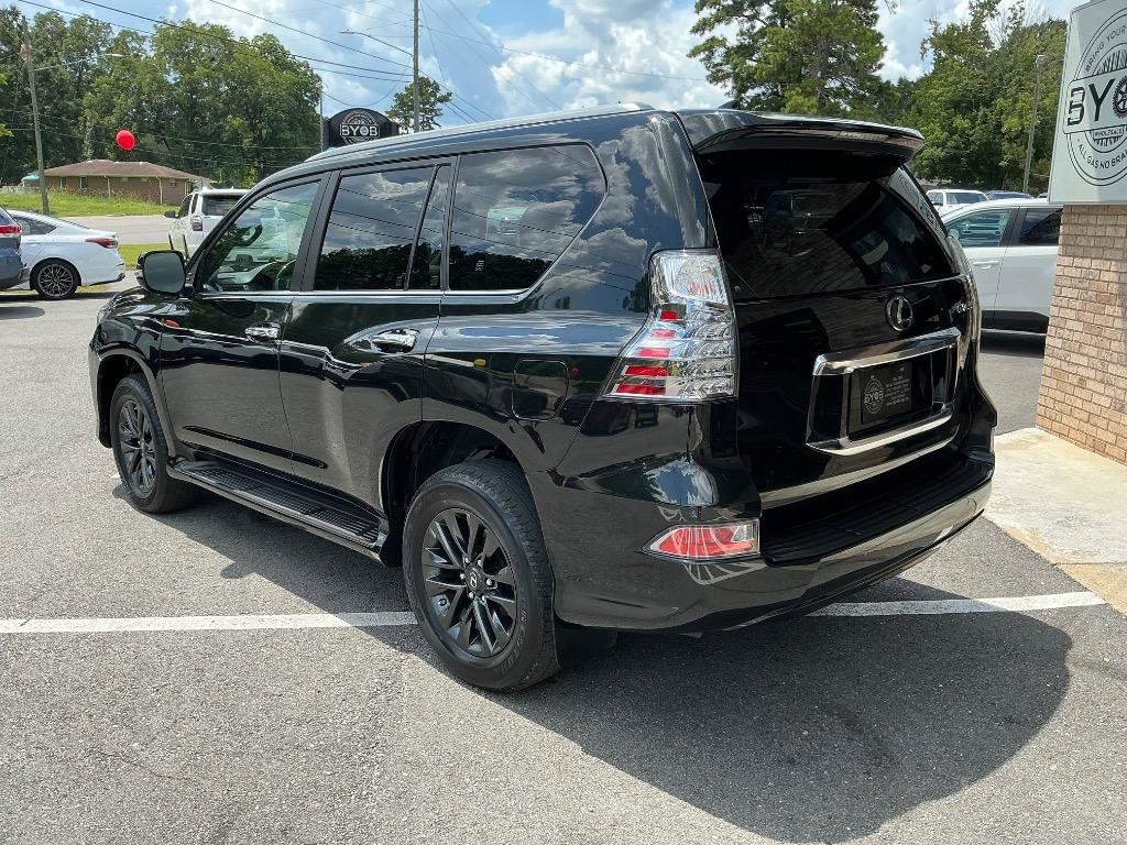 Used 2022 Lexus GX 460 Premium w/ Premium Package AWD/4WD image 3
