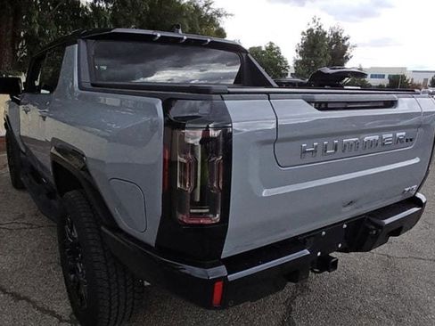 Used 2024 GMC Hummer EV 2X w/ LPO, Illumination Package image 7