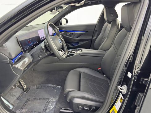 Used 2024 BMW i5 eDrive40i w/ M Sport Package image 17