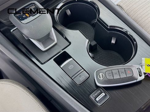 Used 2023 Nissan Rogue SV FWD image 23