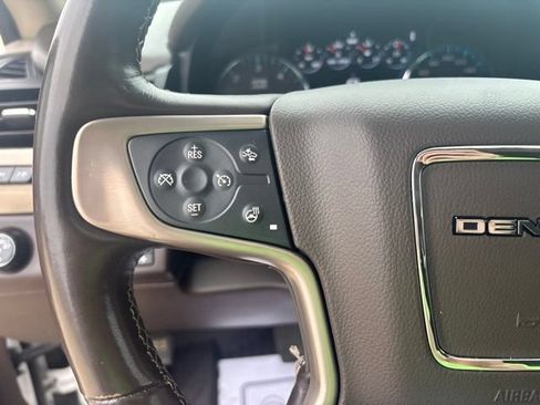 Used 2019 GMC Yukon Denali w/ Denali Ultimate Package AWD/4WD image 11