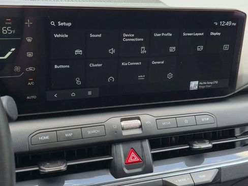 Used 2025 Kia K4 EX image 12