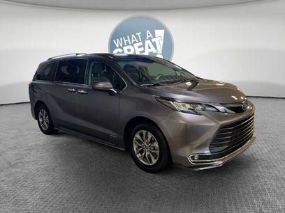 Used 2021 Toyota Sienna XLE w/ XLE Plus Package
