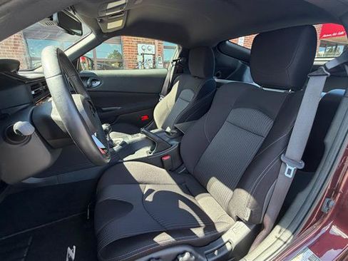 Used 2025 Nissan Z Sport w/ Floor Mat Package RWD image 14