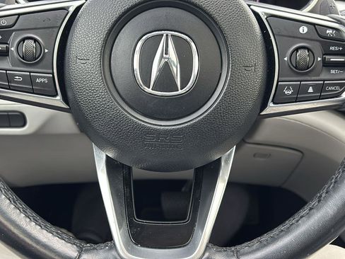 Used 2022 Acura MDX FWD w/ Technology Package image 29