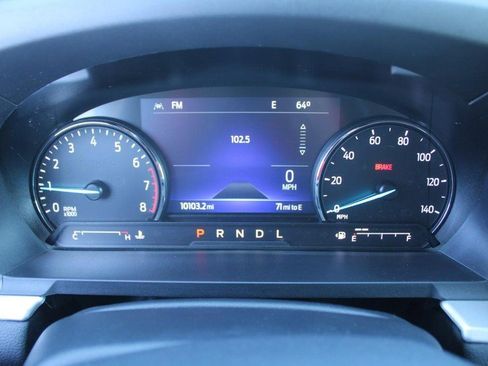 Used 2022 Ford Explorer XLT image 18