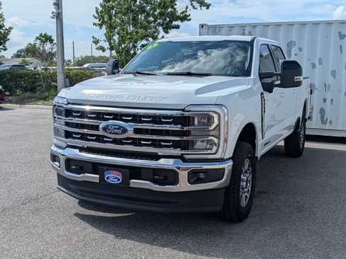 Certified 2026 Ford F250 Lariat w/ FX4 Off-Road Package AWD/4WD image 7