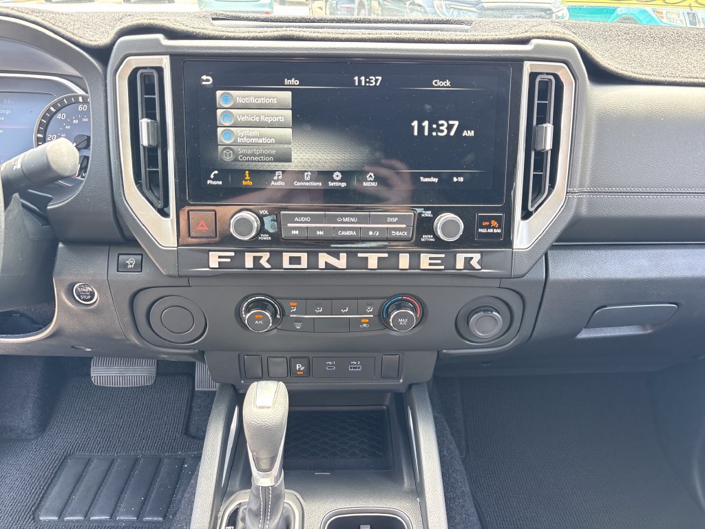 Used 2025 Nissan Frontier SV w/ Tow Package RWD image 23